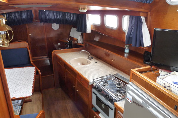 Z-yacht curtevenne keuken dinette.JPG 