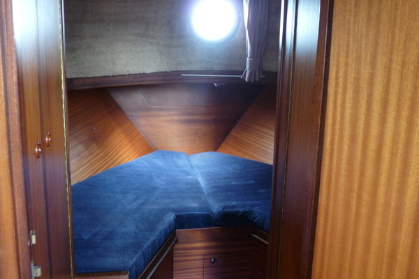 21 Oostvaarder 1040 MS  Jachtbemiddeling Tweede hands motorboten te koop Jachtwerf Oost.JPG 